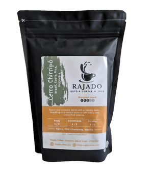 Coffee Blend & Biscuit Break pack featuring Cerro Chiripo coffee with tasting notes of berry and milk chocolate.